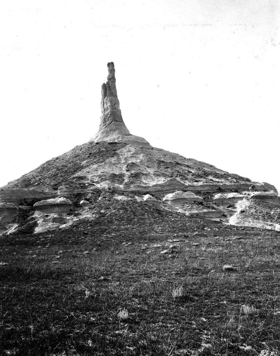 Black-and-white photograph of Chimney Rock taken in 1897 by Nathaniel H. Darton