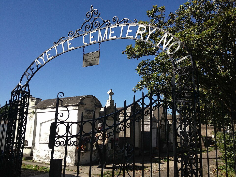 The entrance gate and arched sign of Lafayette Cemetery No. 1