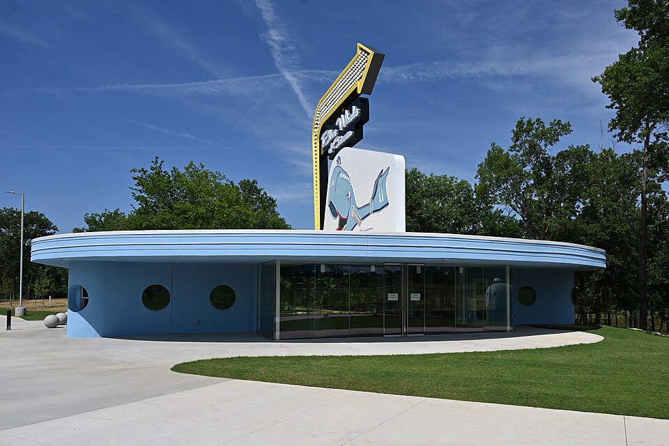 El nuevo centro de visitantes de la Blue Whale of Catoosa, en mayo de 2026