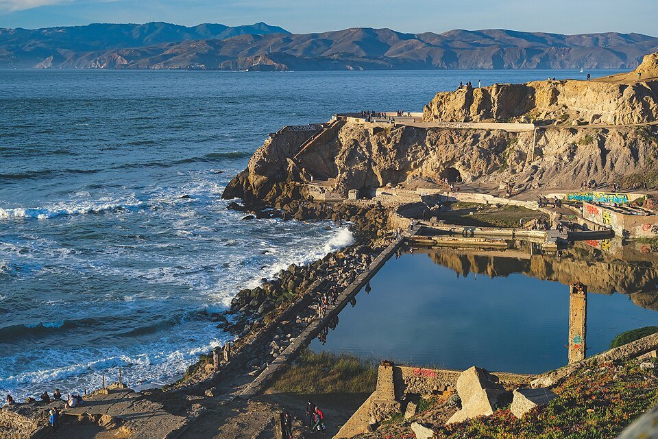 Las ruinas de Sutro Baths y la costa de Lands End en 2021