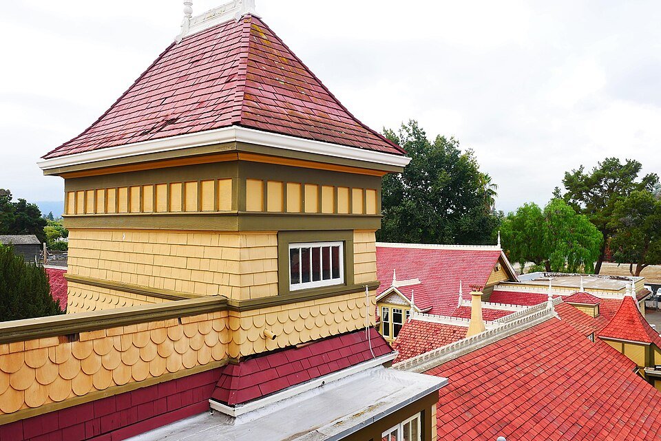 Winchester Mystery House